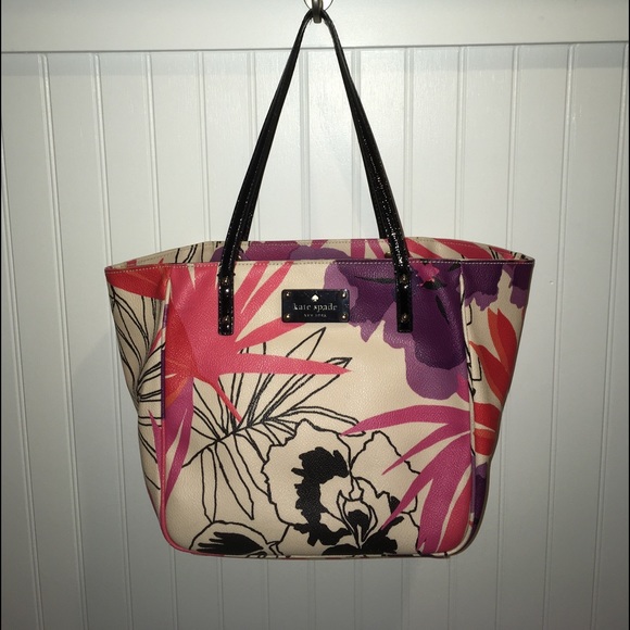 kate spade Handbags - Kate Spade Sidney Tote